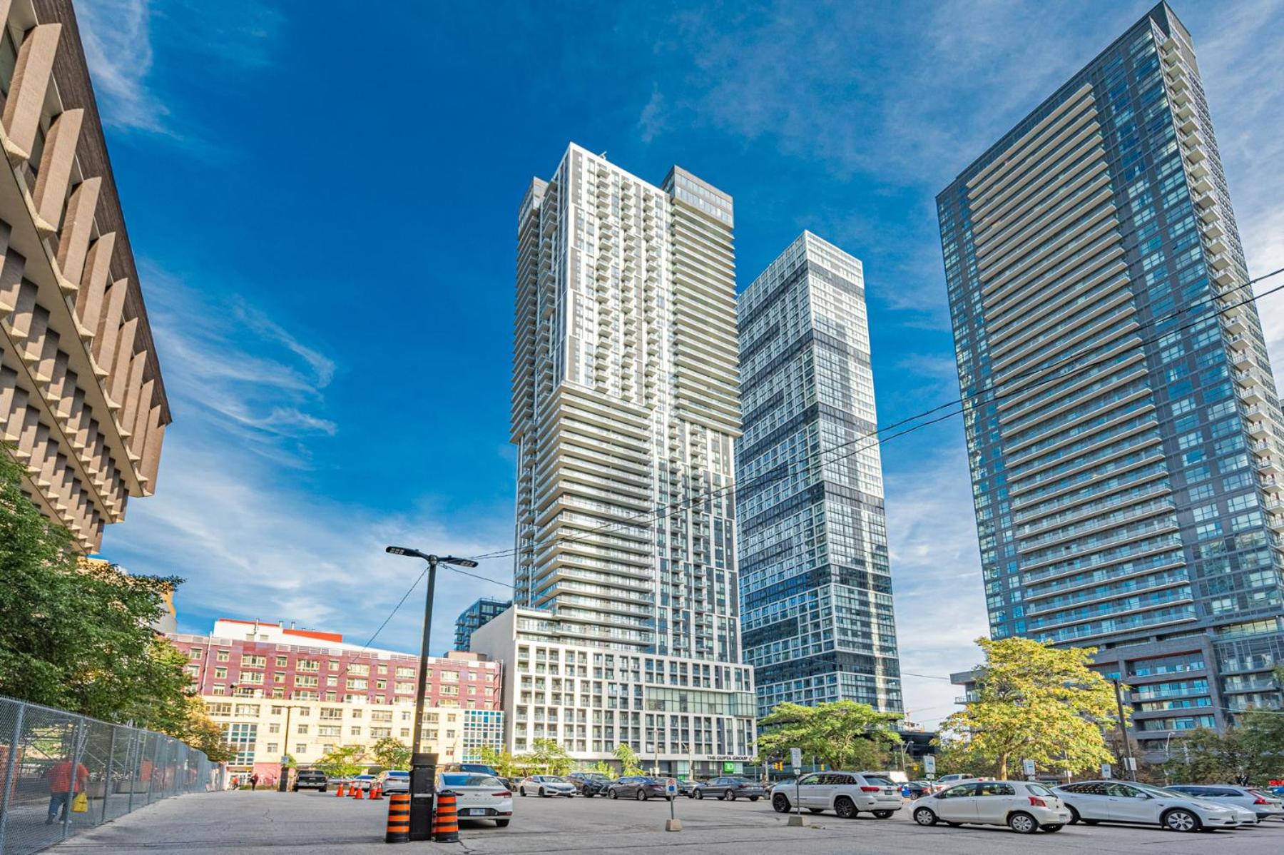 Toronto Garden Suites Екстериор снимка