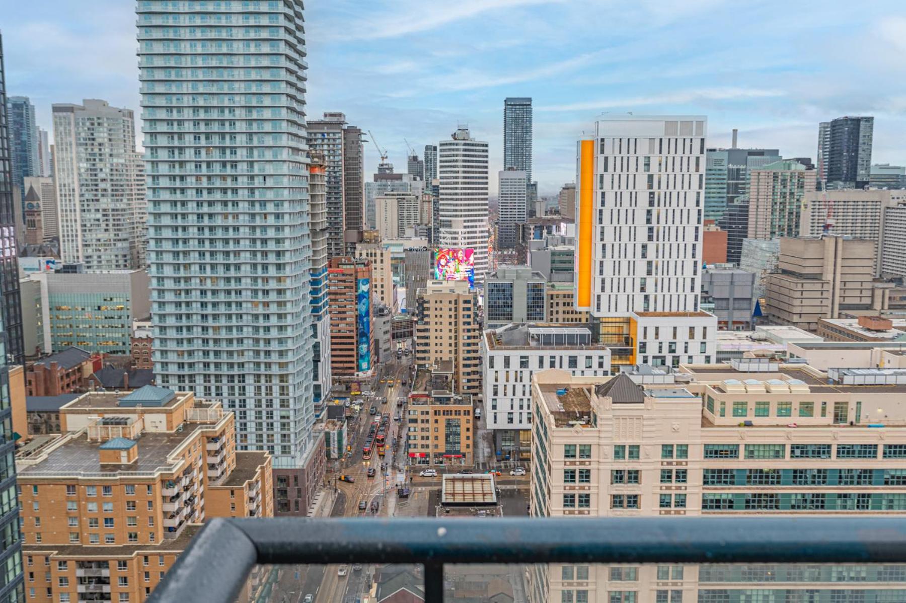 Toronto Garden Suites Екстериор снимка
