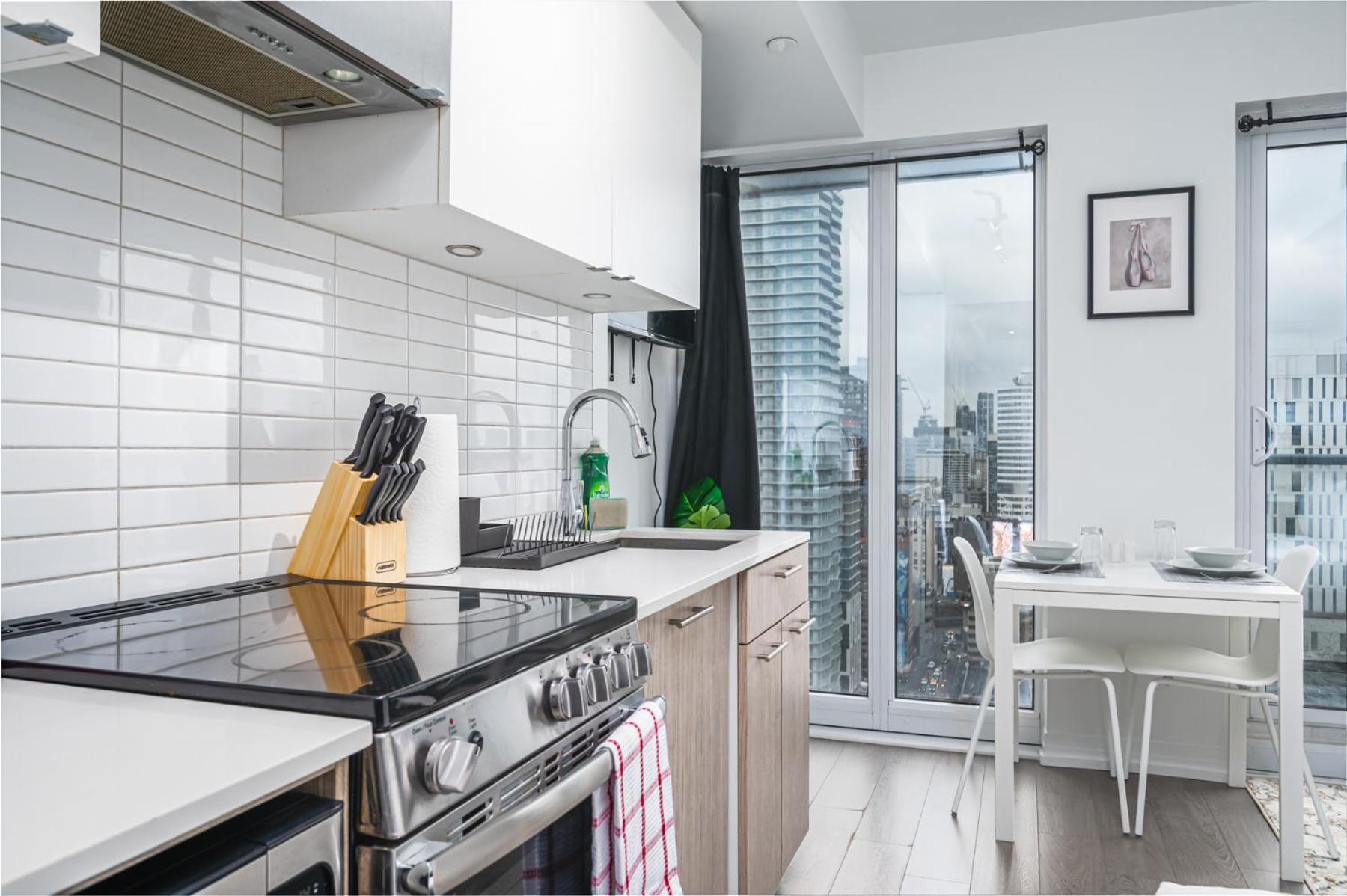 Toronto Garden Suites Екстериор снимка